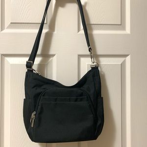 Travelon: Black anti-theft cross-body sling bag